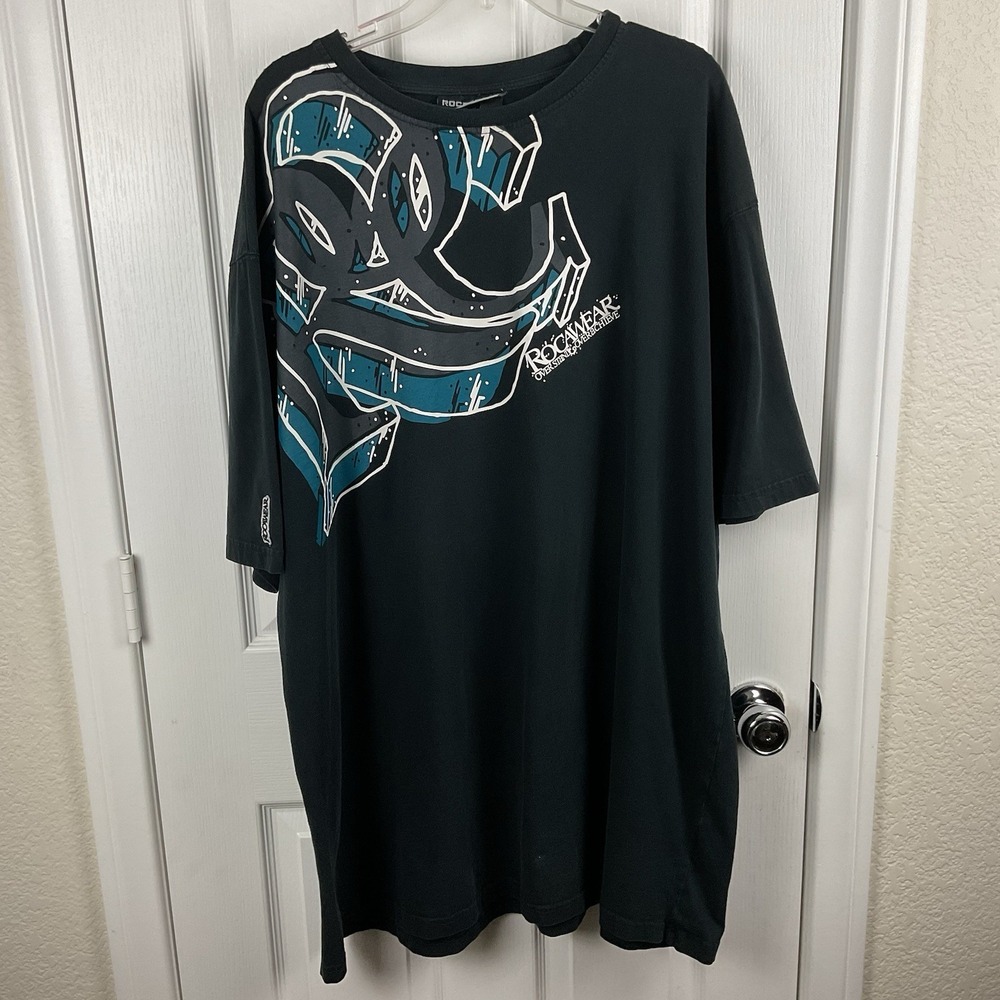 Rocawear Men's Black Over Sized Graffiti Logo T-shirt Size 4XL Vintage